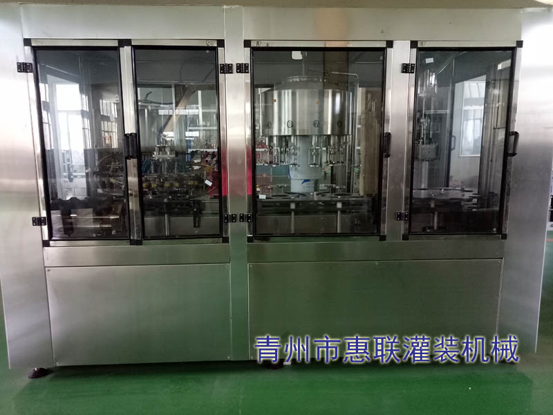 白酒小型三合一灌裝機 白酒小型三合一灌裝機